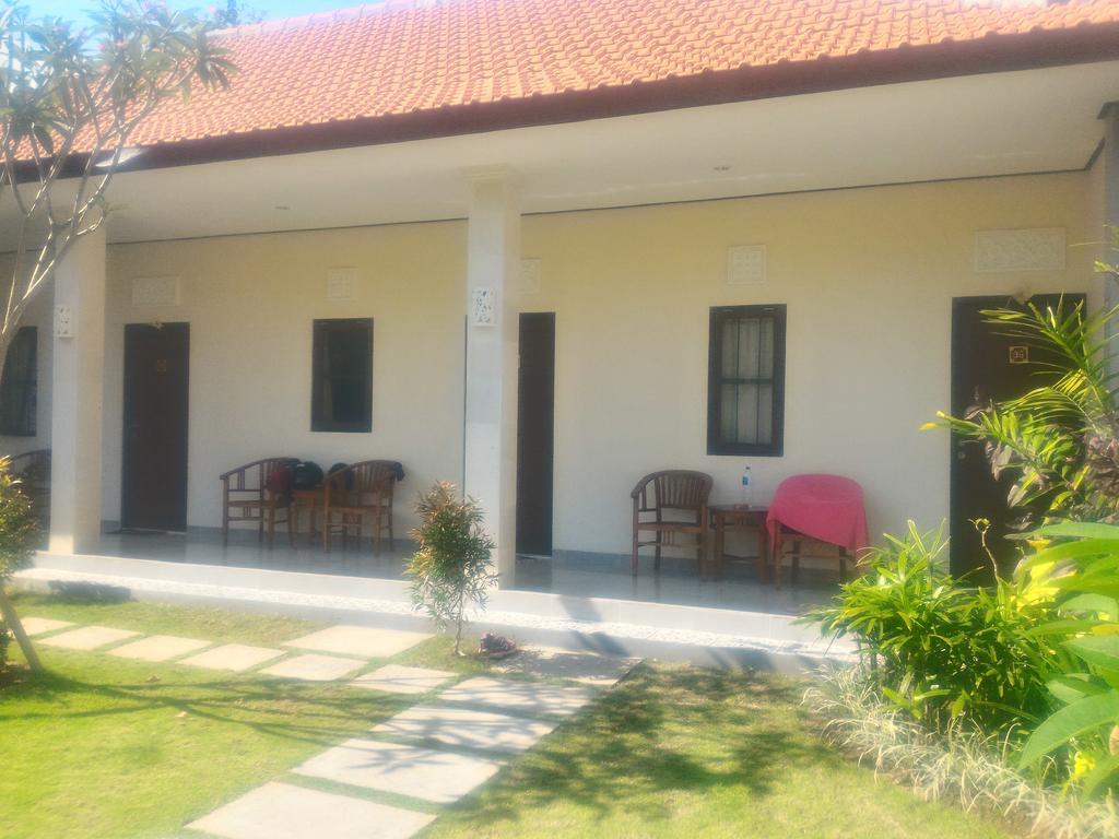 Purnama Guesthouse チャングー エクステリア 写真