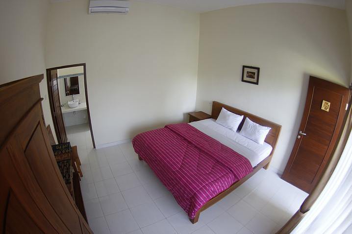 Purnama Guesthouse チャングー エクステリア 写真