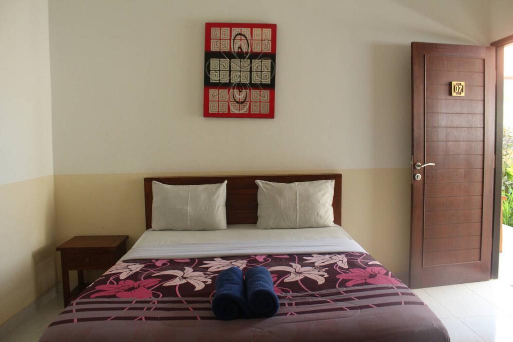 Purnama Guesthouse チャングー エクステリア 写真