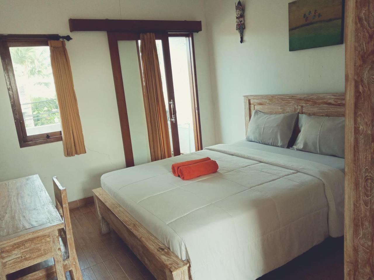 Purnama Guesthouse チャングー エクステリア 写真